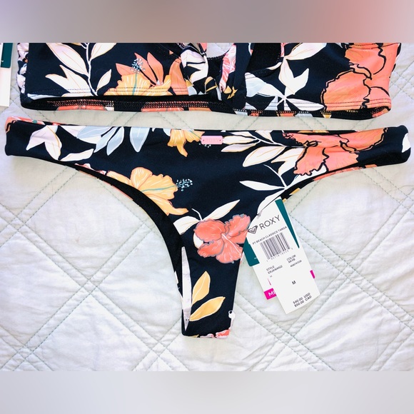 Roxy bikini (M) - Picture 10 of 11
